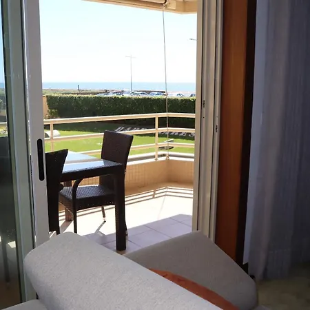 Apartamento Pool And Sea View 50 M Sea