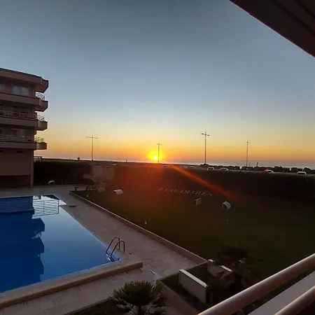 Pool And Sea View 50 M Sea Apartman *