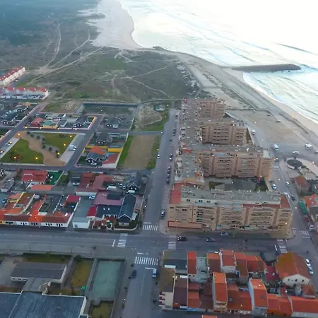 Pool And Sea View 50 M Sea Apartman *