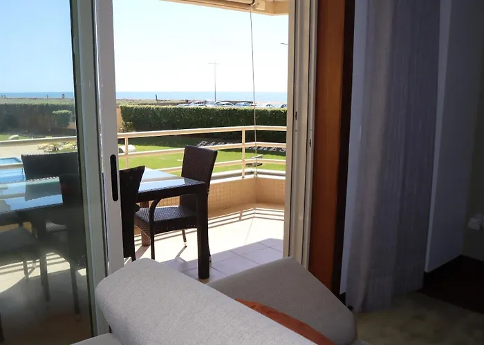 Apartamento Pool And Sea View 50 M Sea